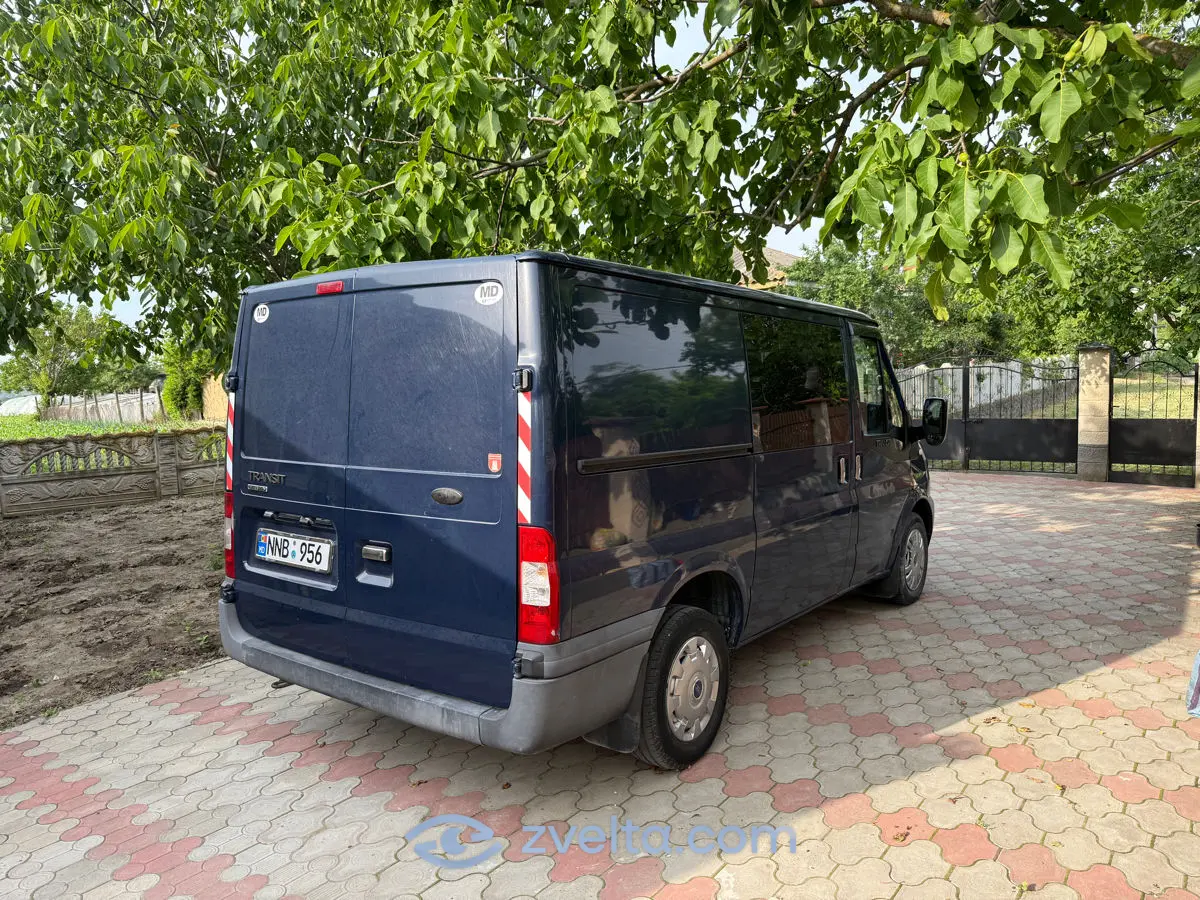 Car photo 5