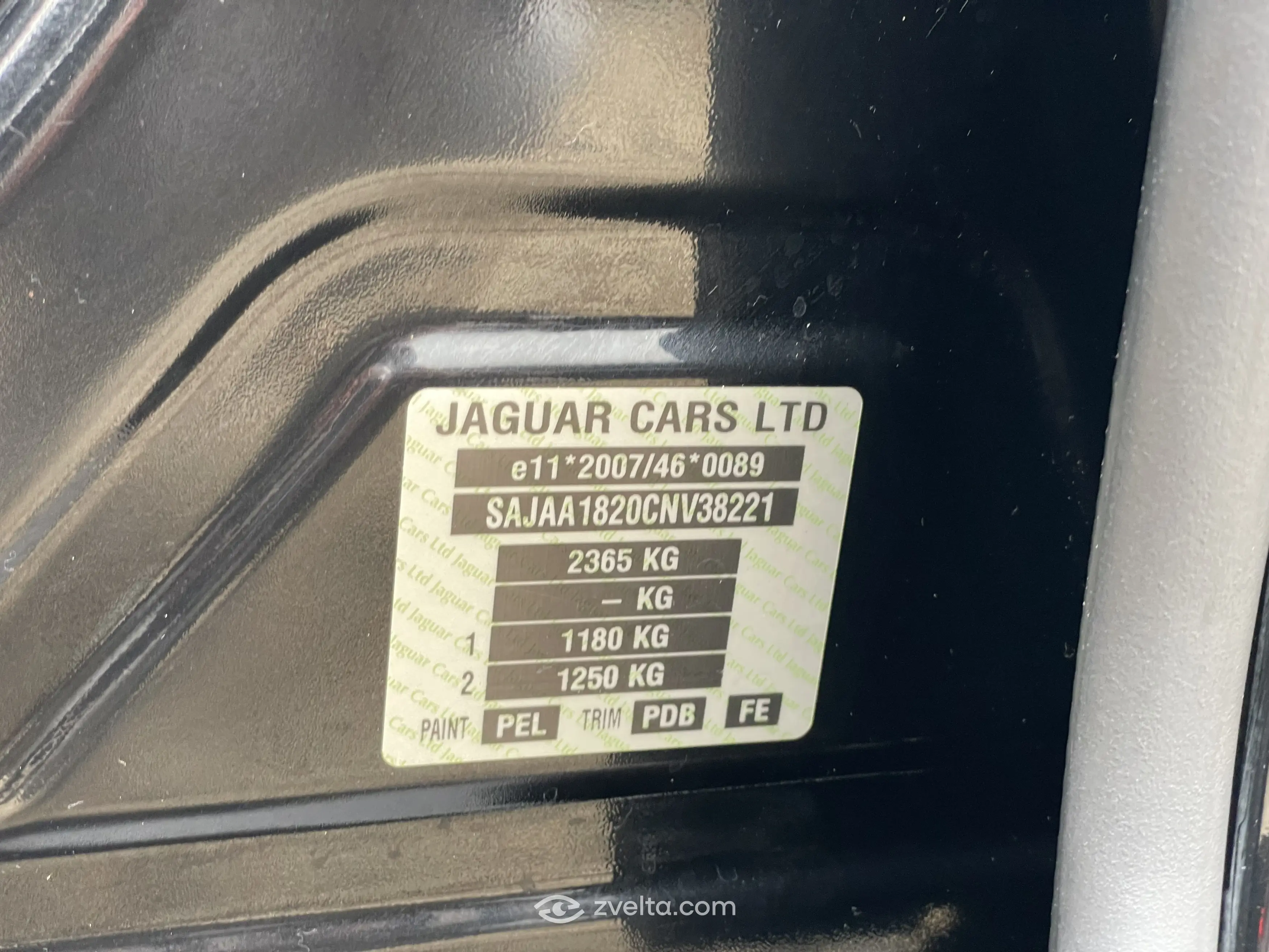 Car photo 22