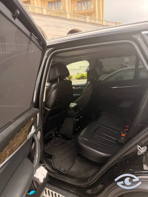 BMW X5 F15 2015 год 3.0 TwinTurbo Benzin BMW X5 F15 2015 год 3.0 TwinTurbo Benzin
