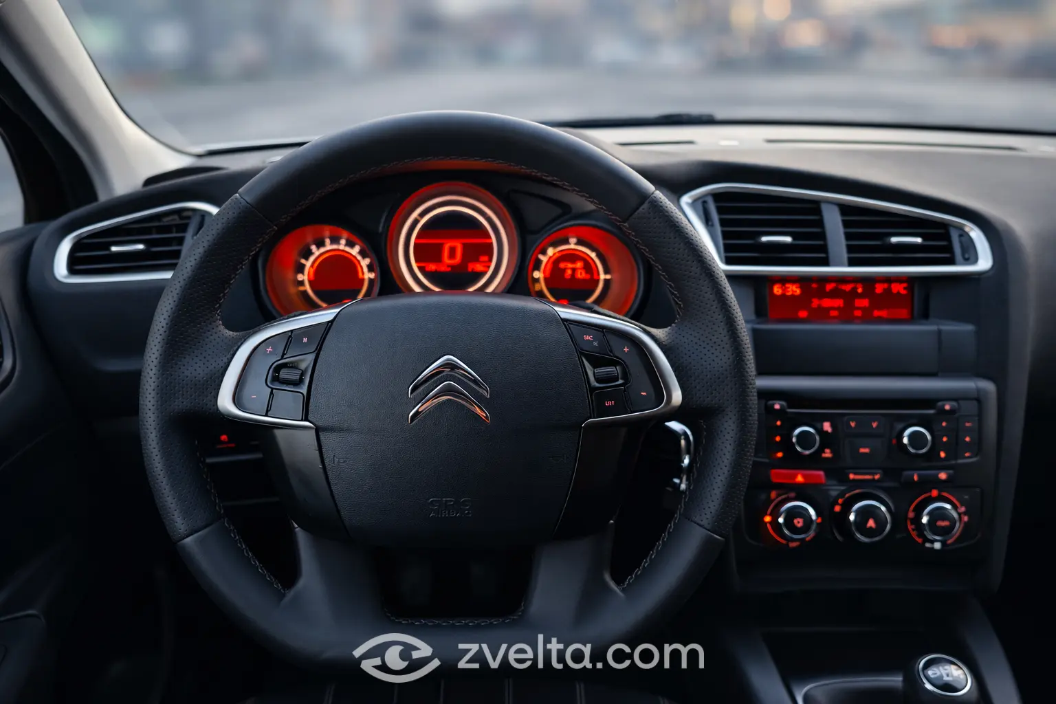 Car photo 8