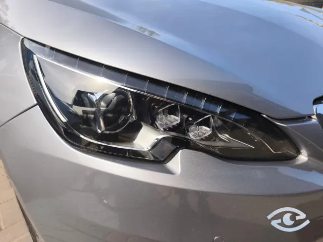 Peugeot 308 Automată