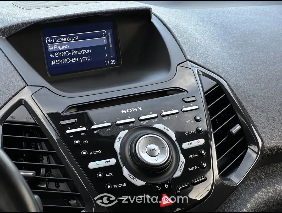 Car photo 5