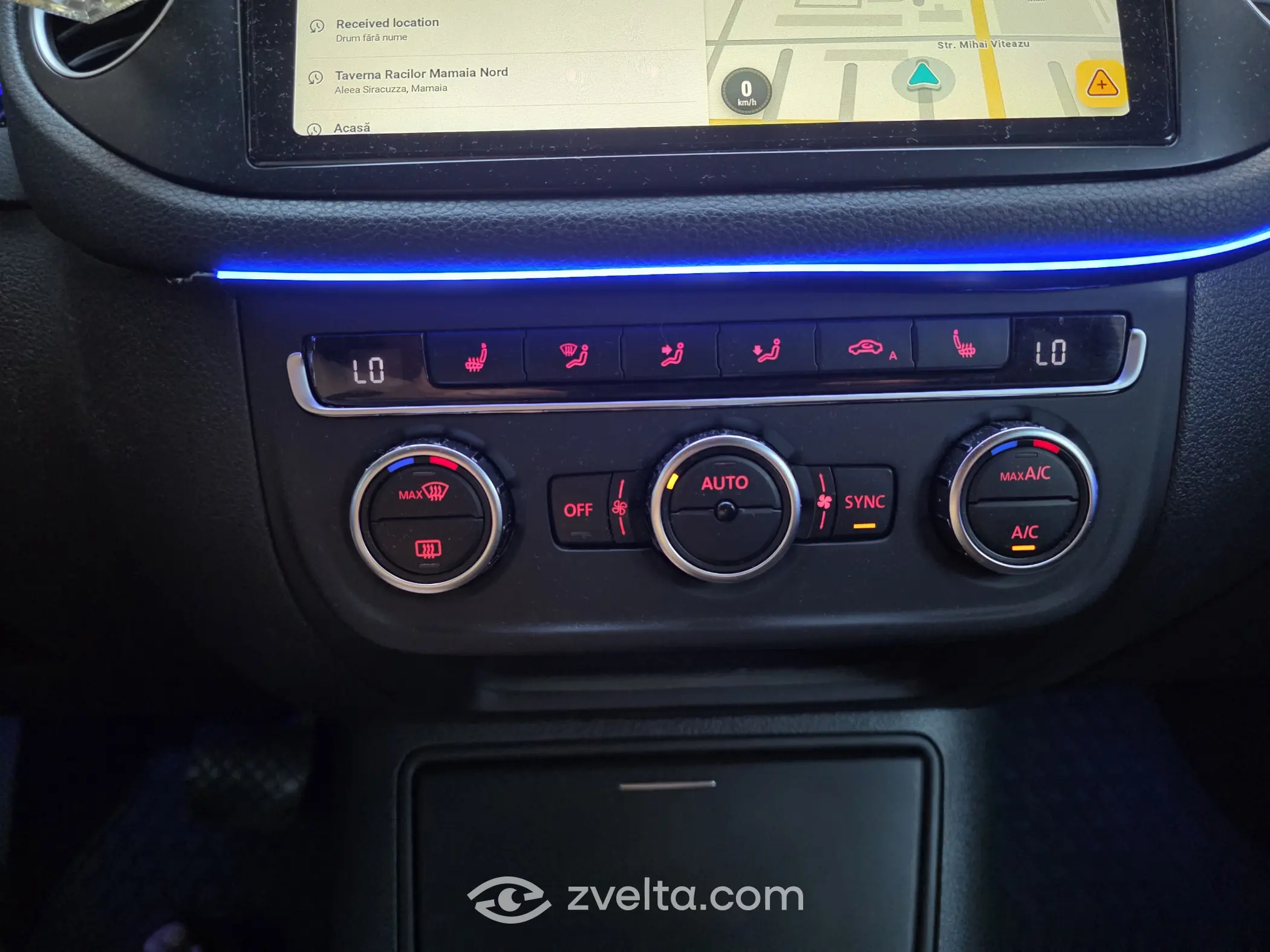Car photo 8