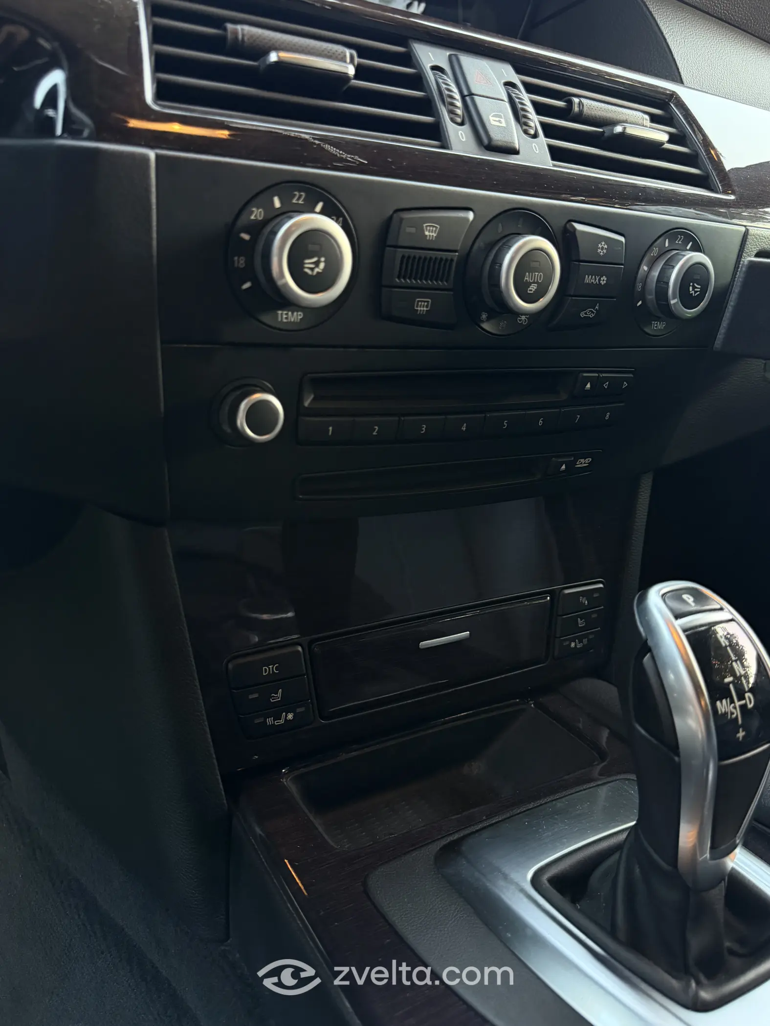 Car photo 5