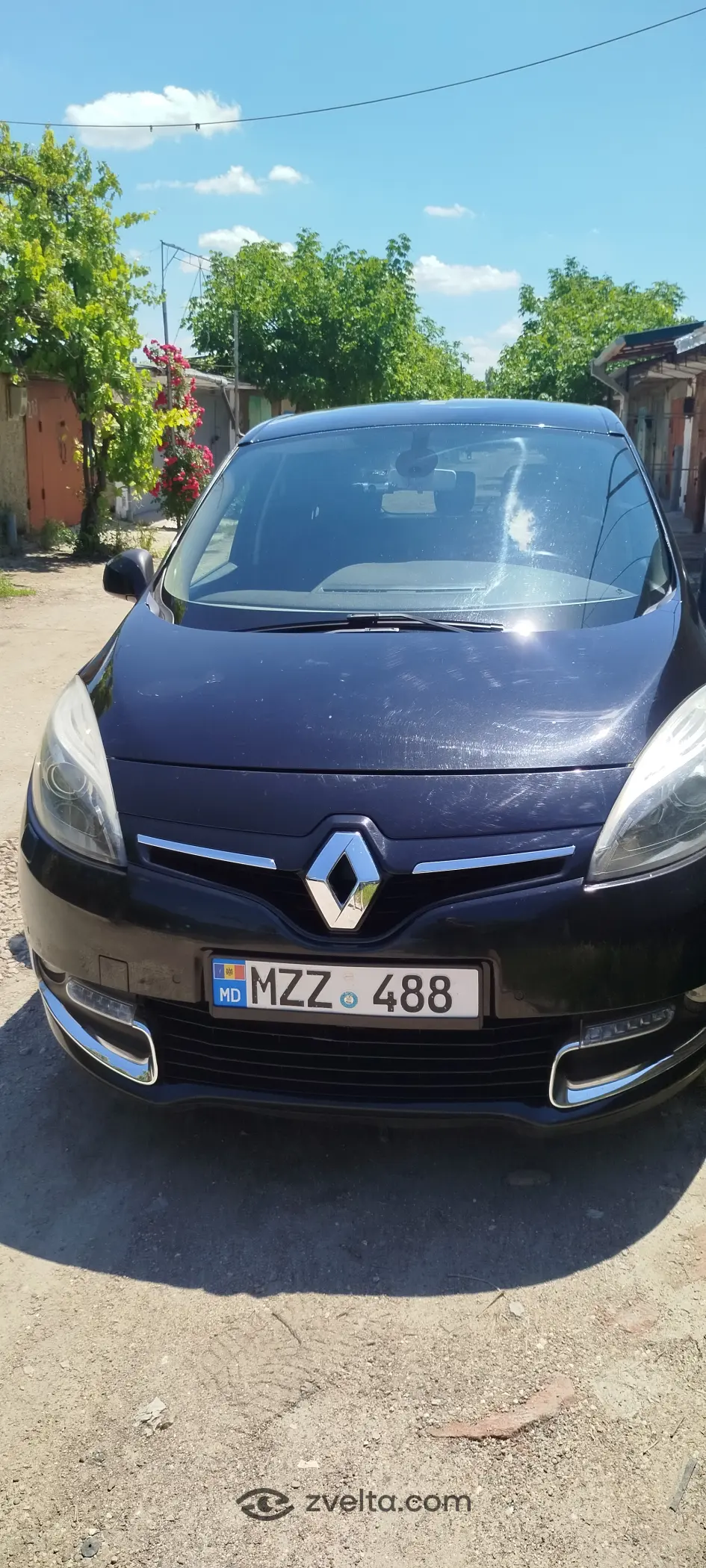 Car photo 1