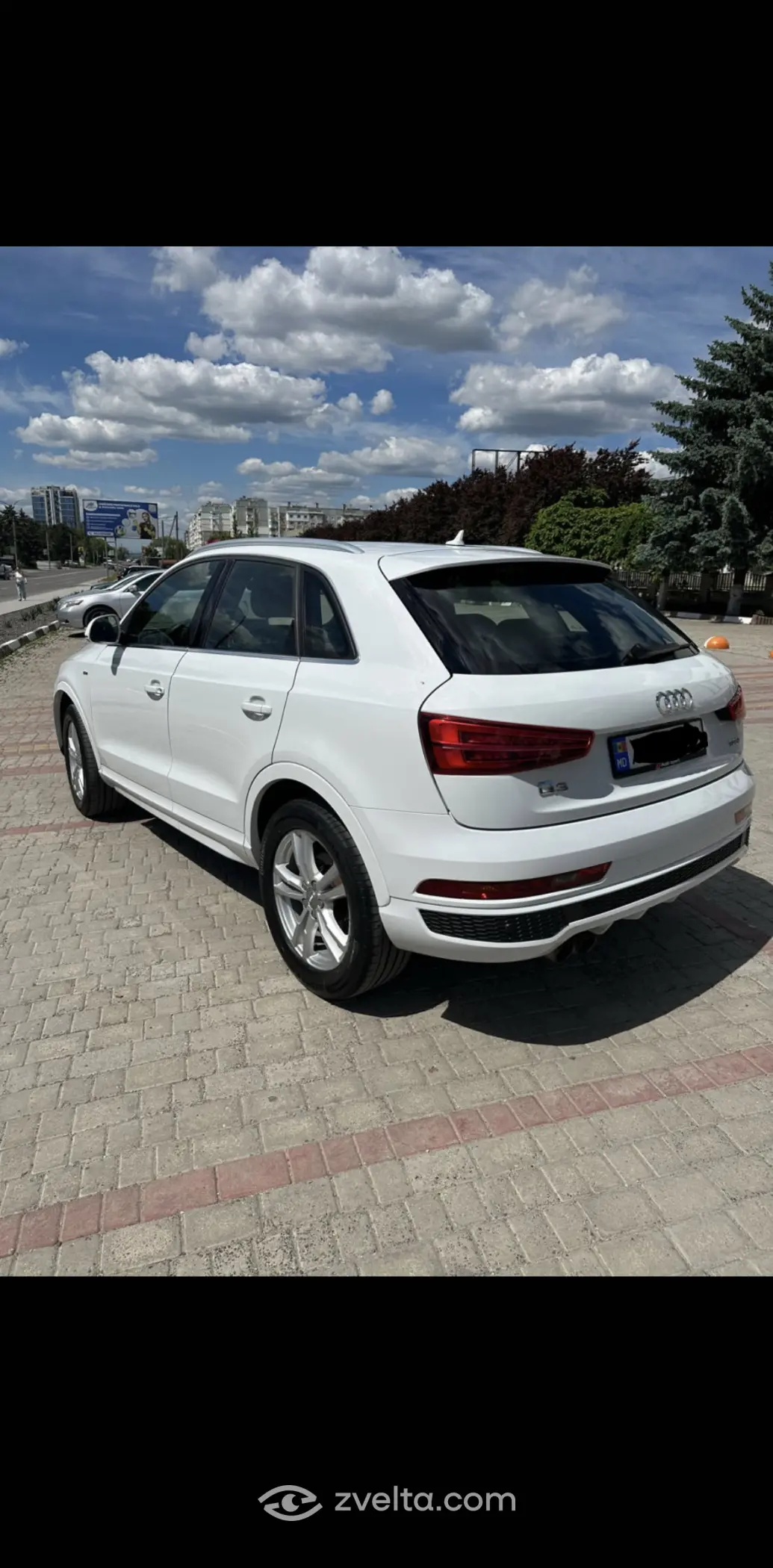Car photo 10