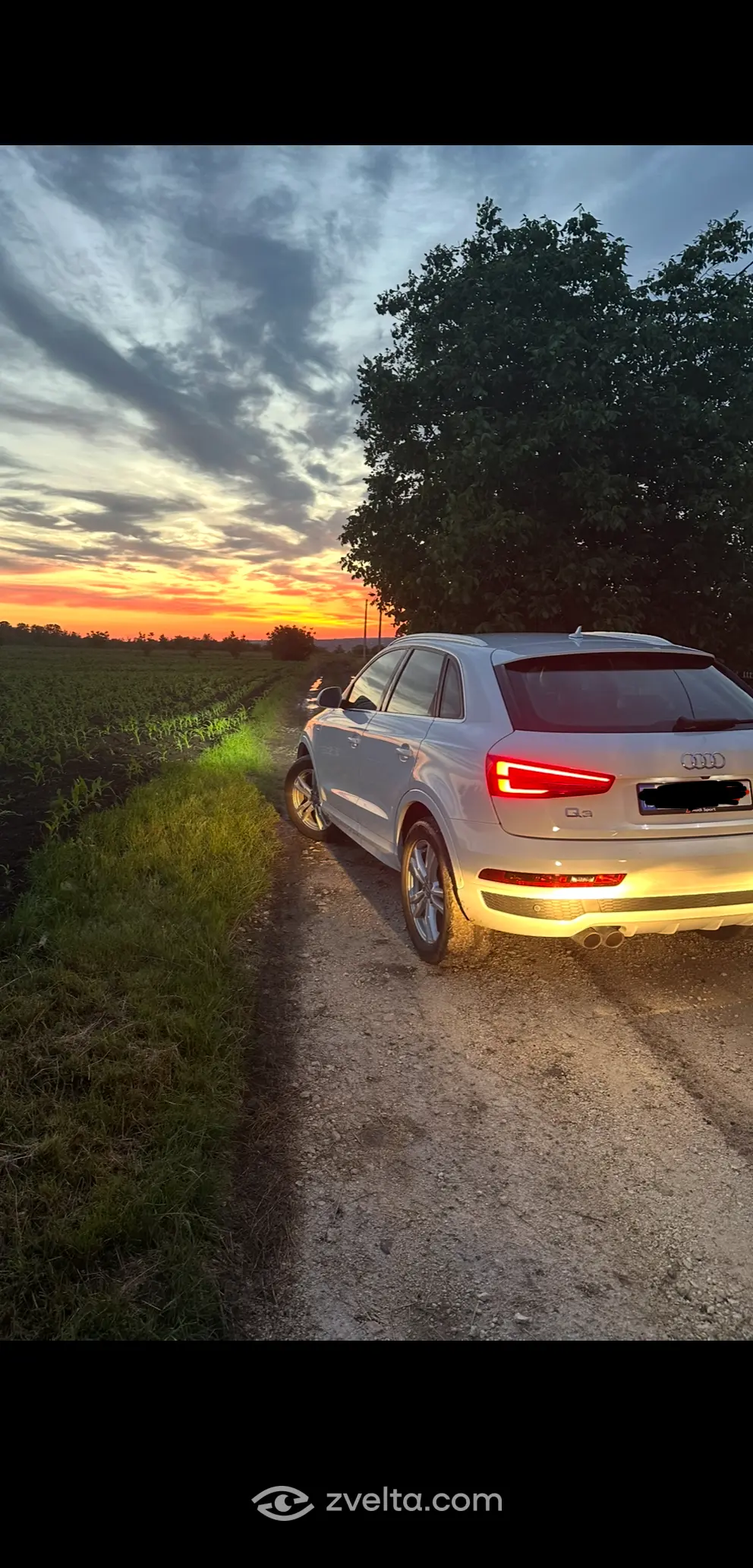 Car photo 13