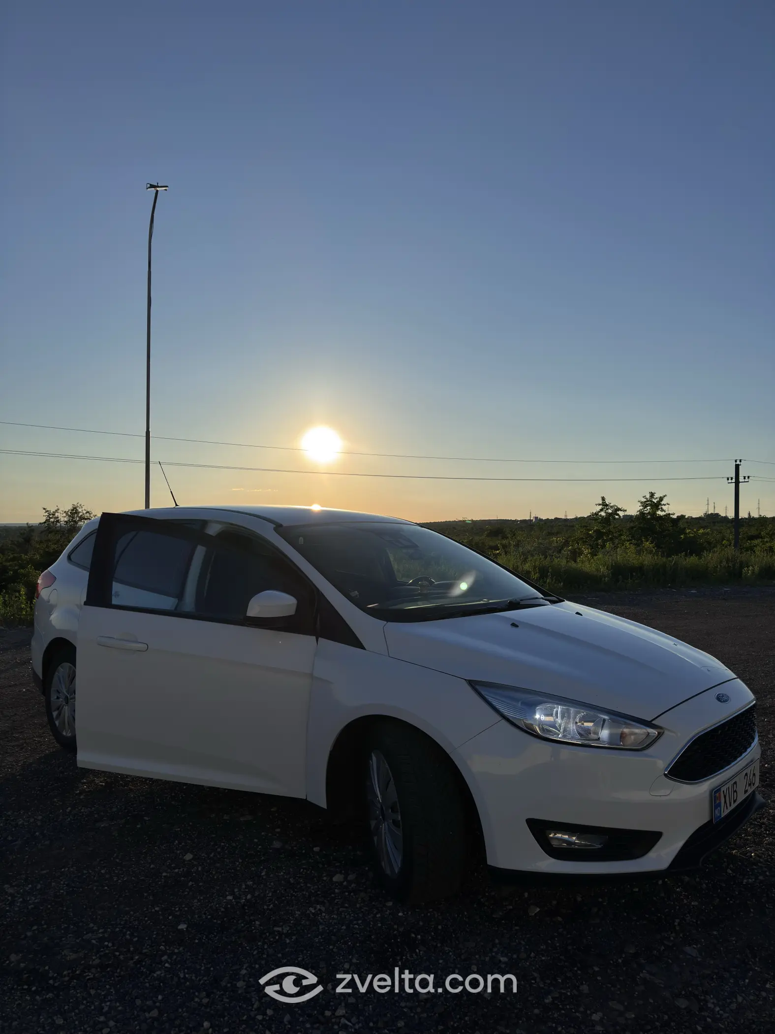 Car photo 5