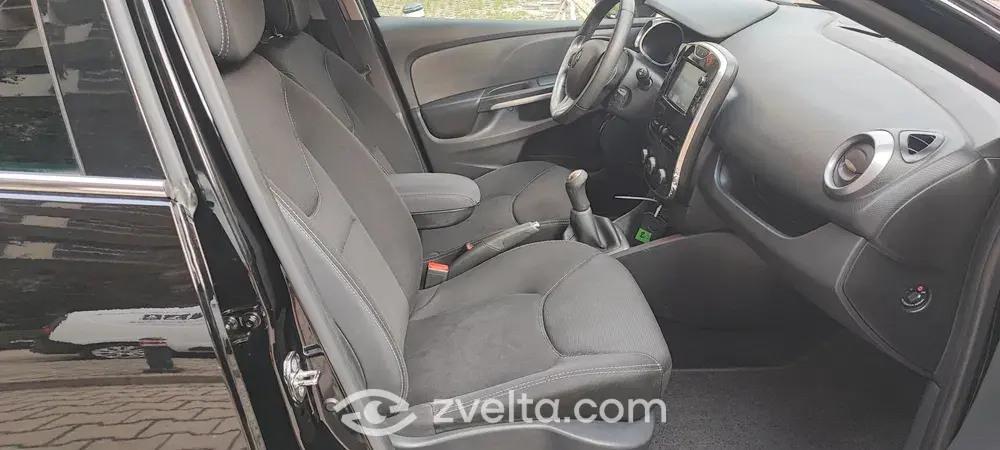 Car photo 7