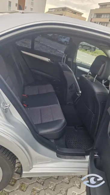 Mercedes-Benz W204 C200 Kompressor