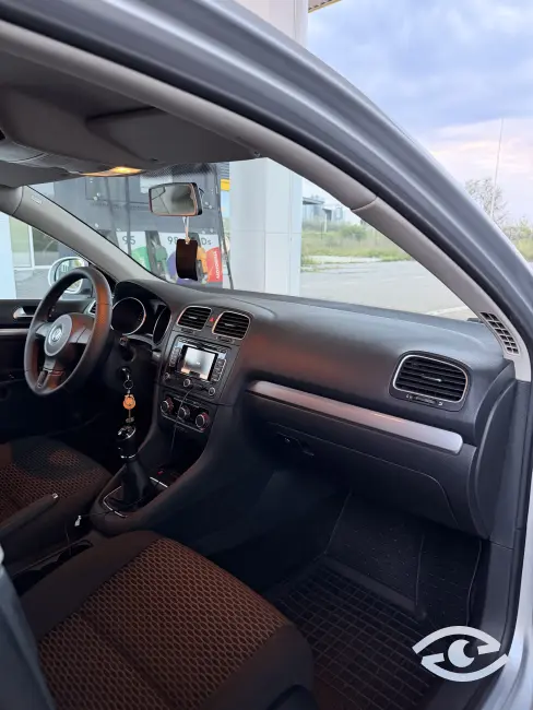 VW Golf VI