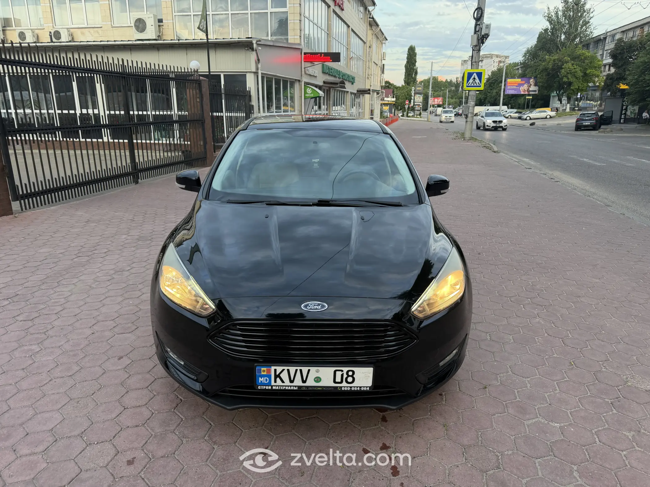 Car photo 2