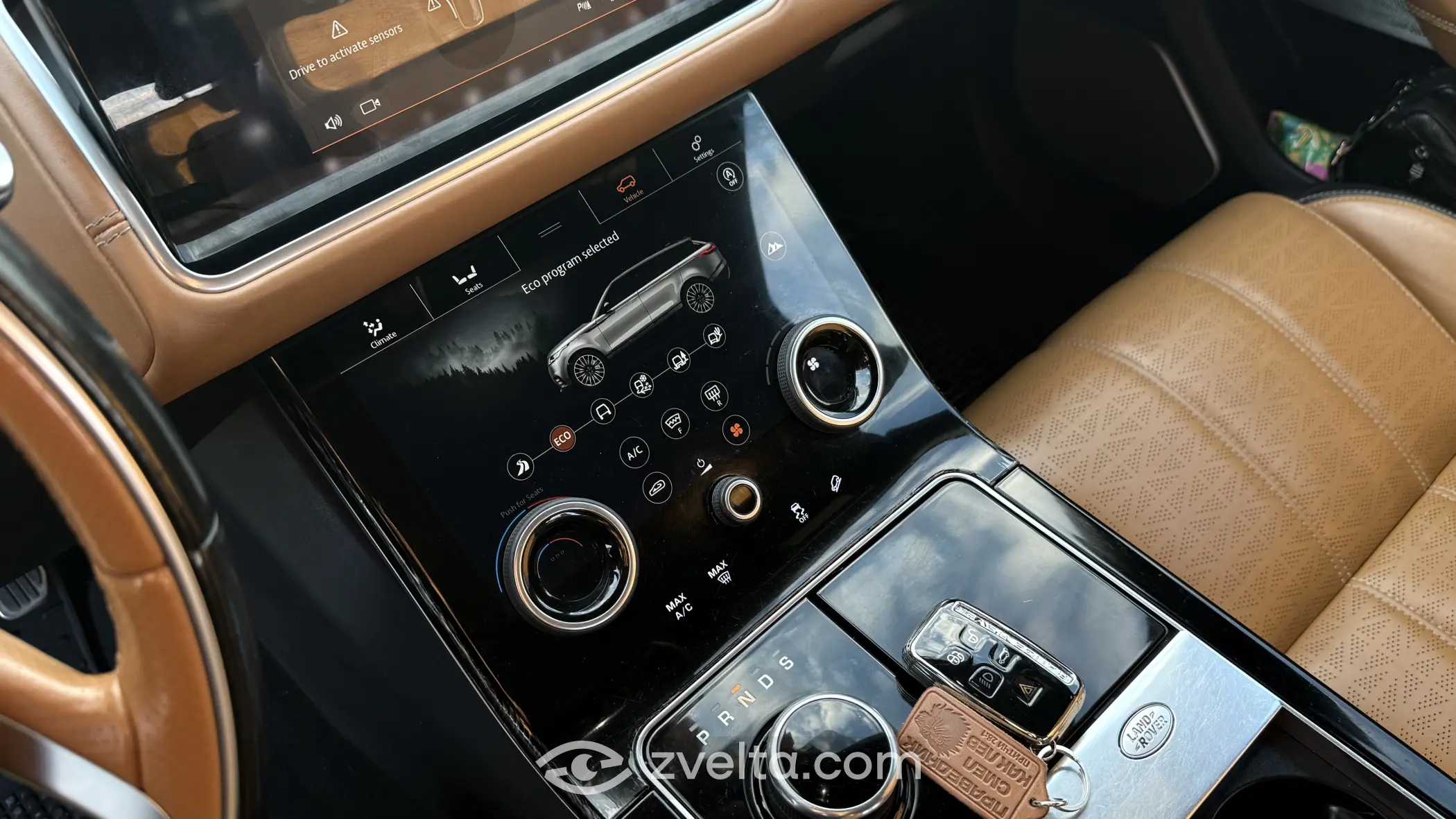 Car photo 9