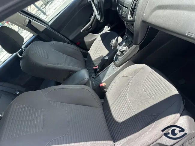 Ford Focus TITANIUM