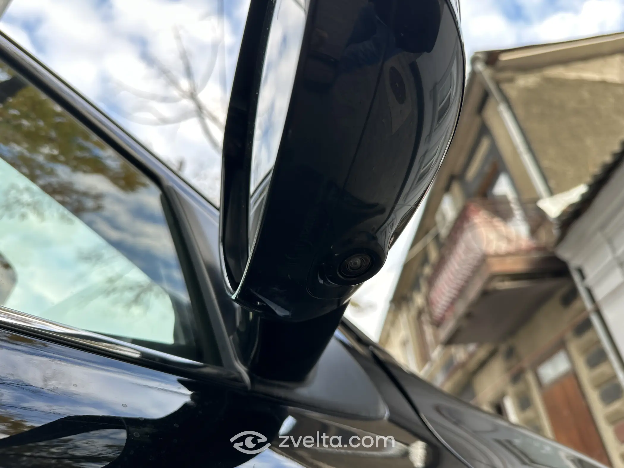 Car photo 20