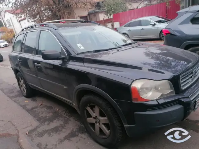Vand Schimb Dezmembrez Volvo XC90 2,5 Benzina Automata 4x4 Inmatriculata 195000 Km,2005 2800 Euro