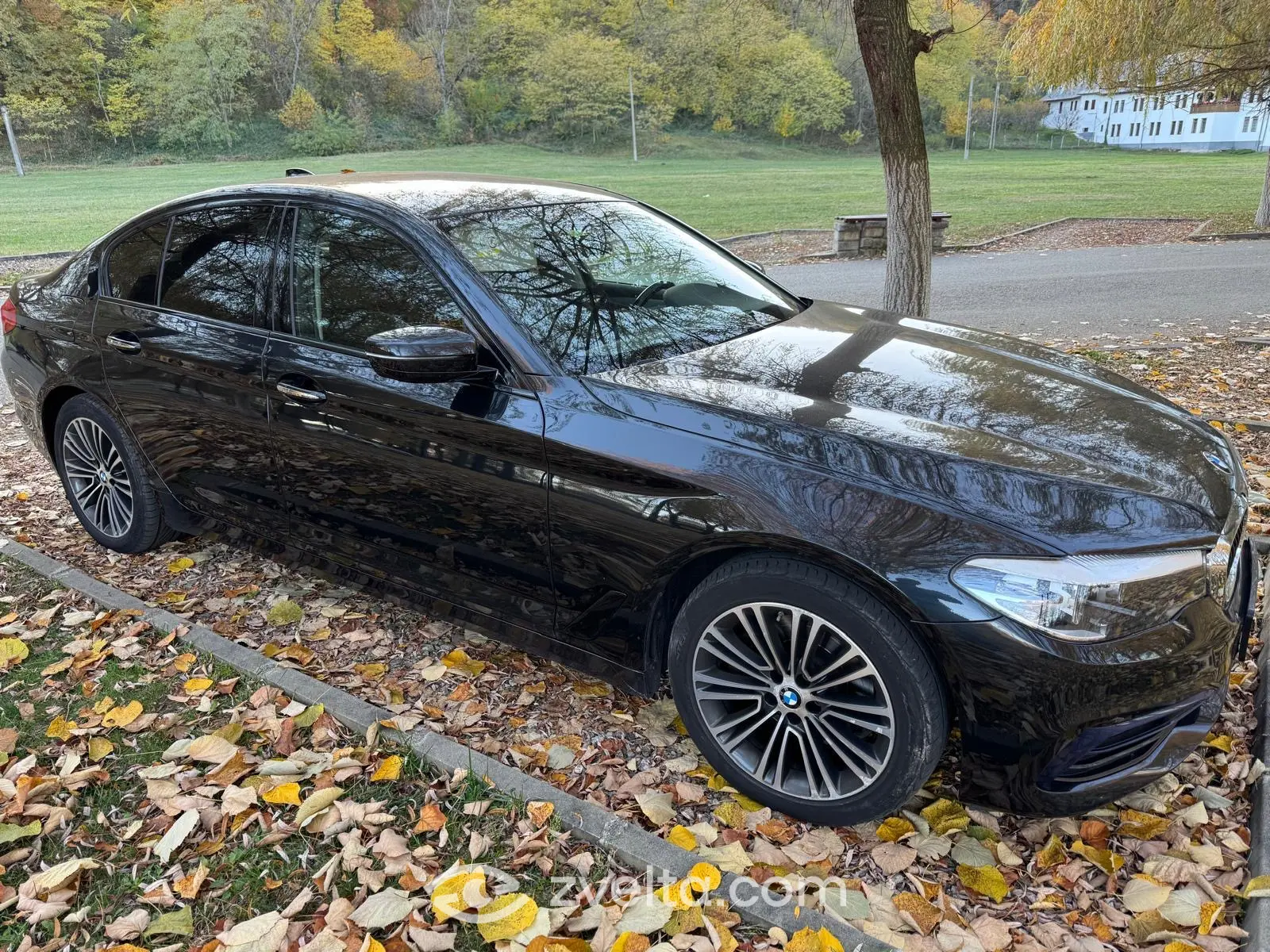 Car photo 1