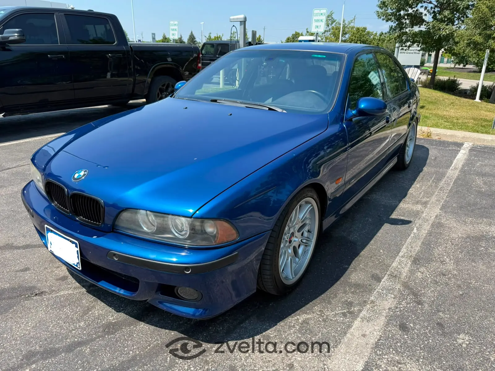 Car photo 20