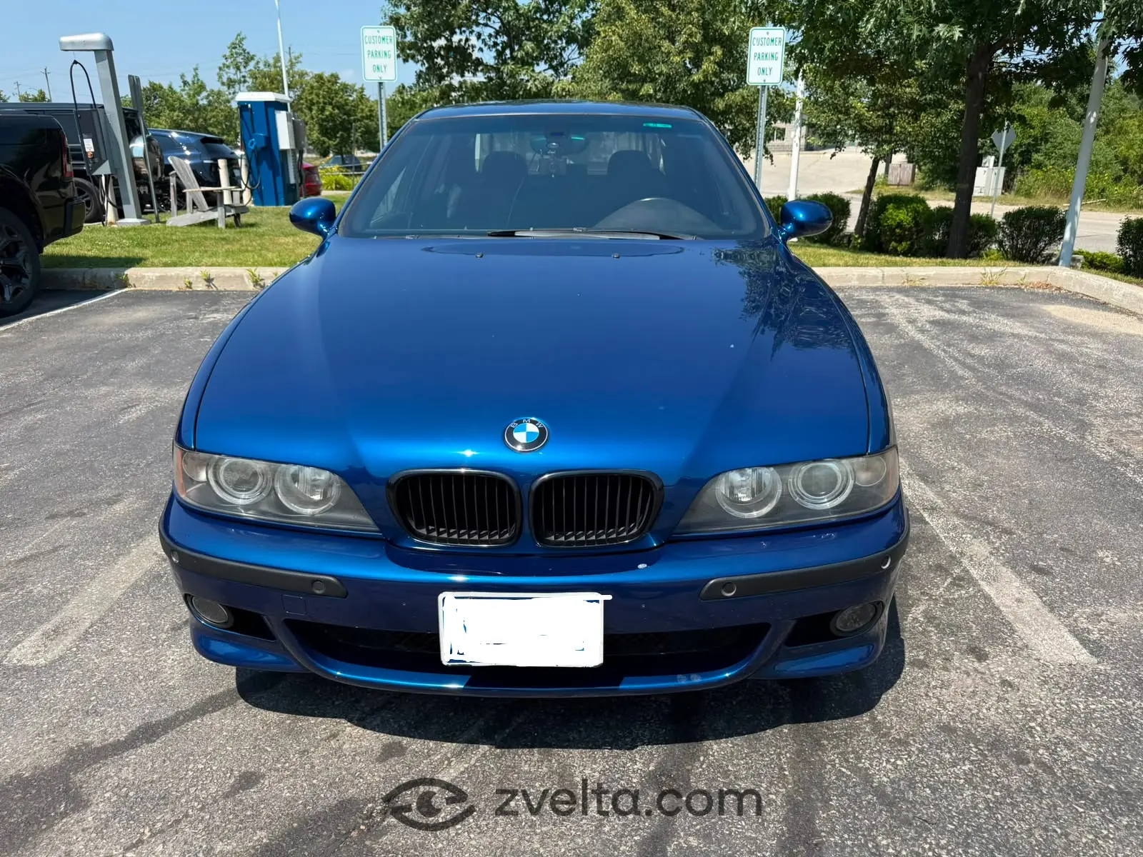Car photo 19