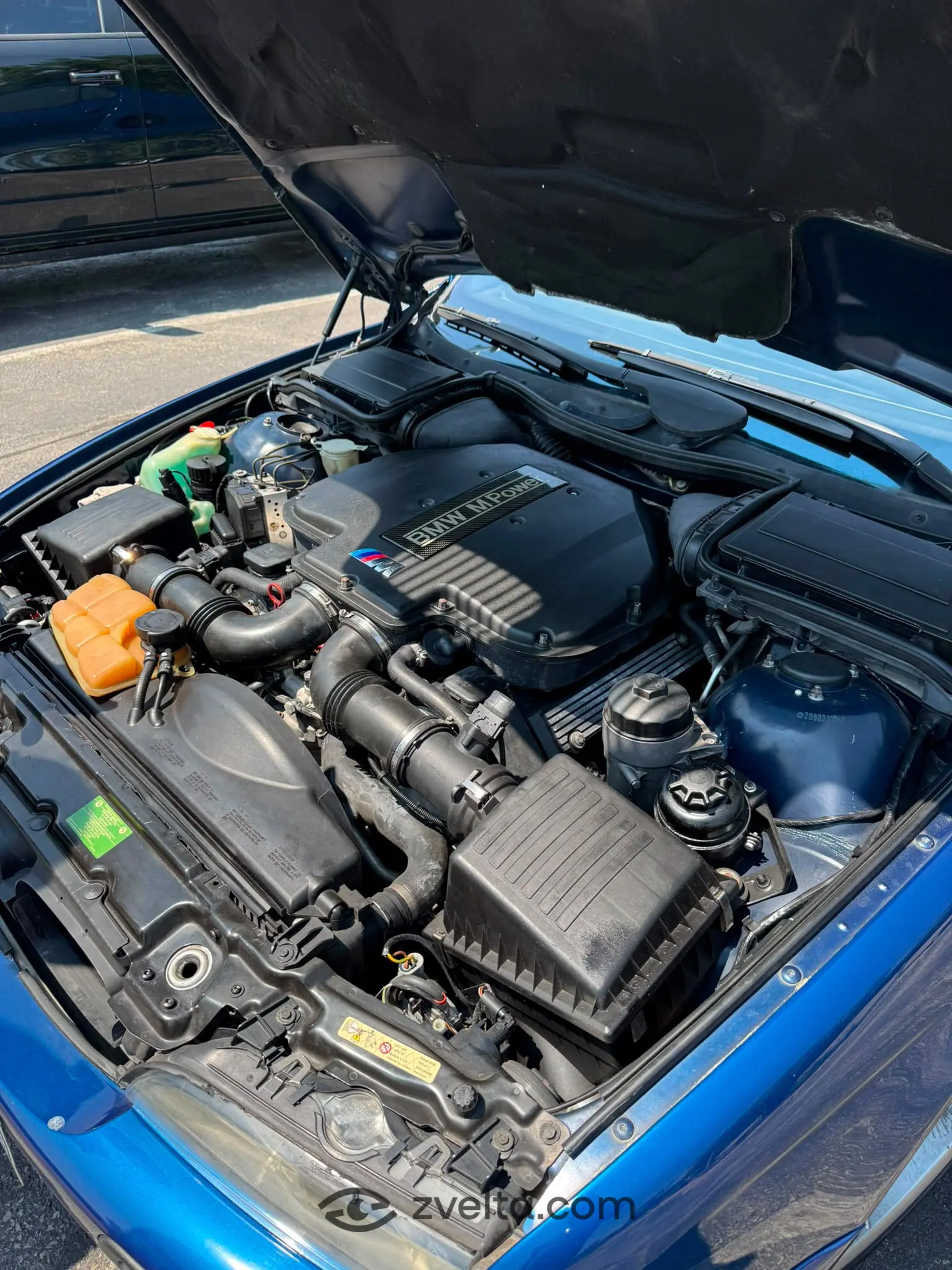 Car photo 21