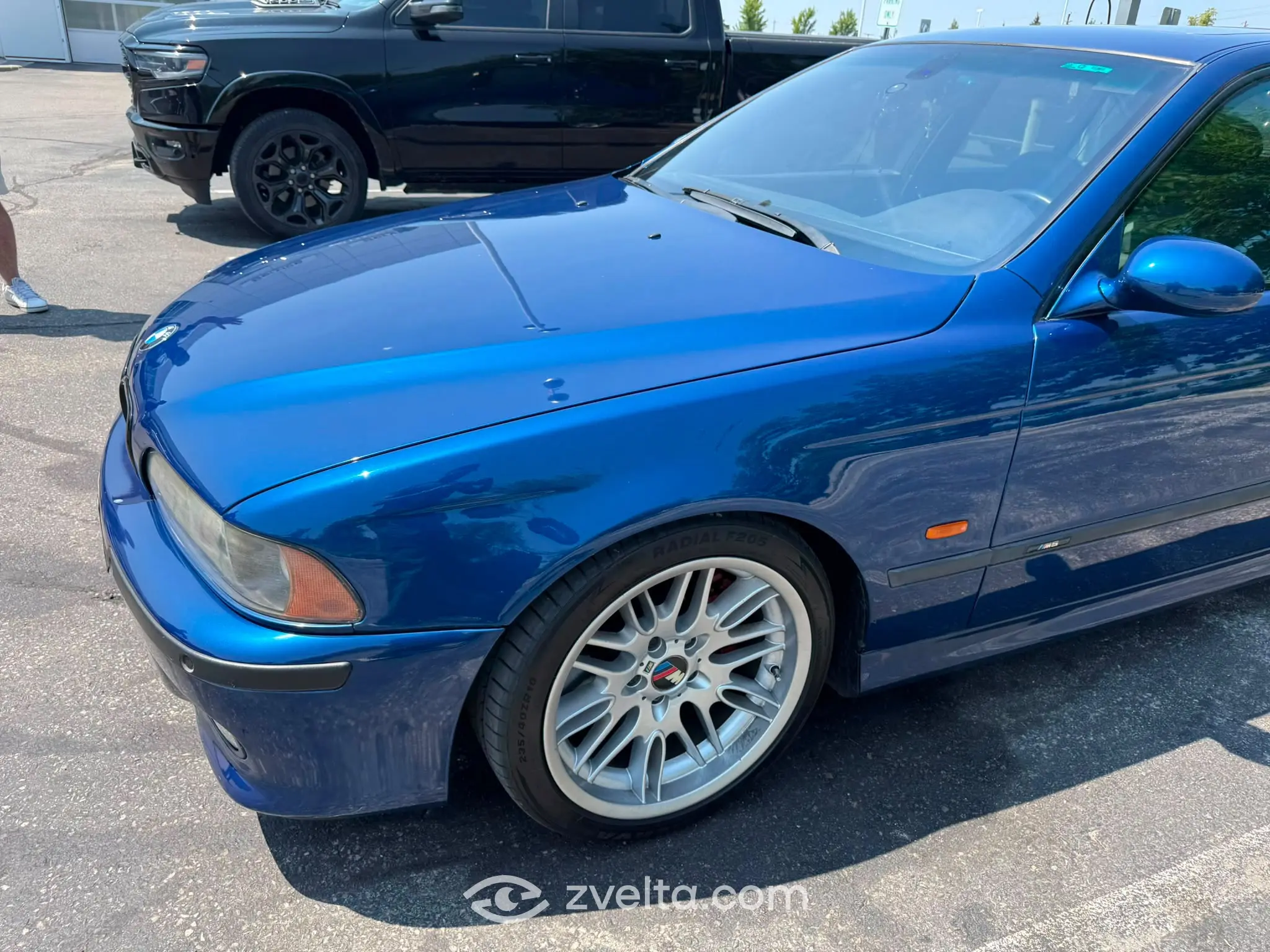 Car photo 23