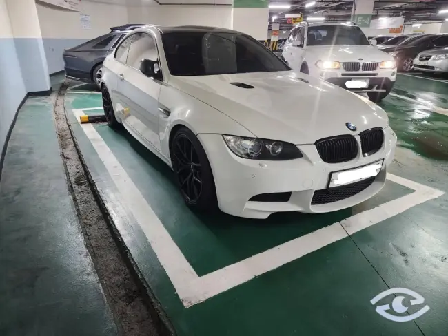 BMW E92 M3 Coupé | Südkorea BMW E92 M3 Coupé | Südkorea