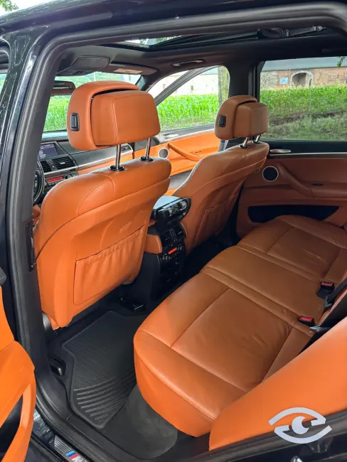 BMW E70 X5M BMW E70 X5M