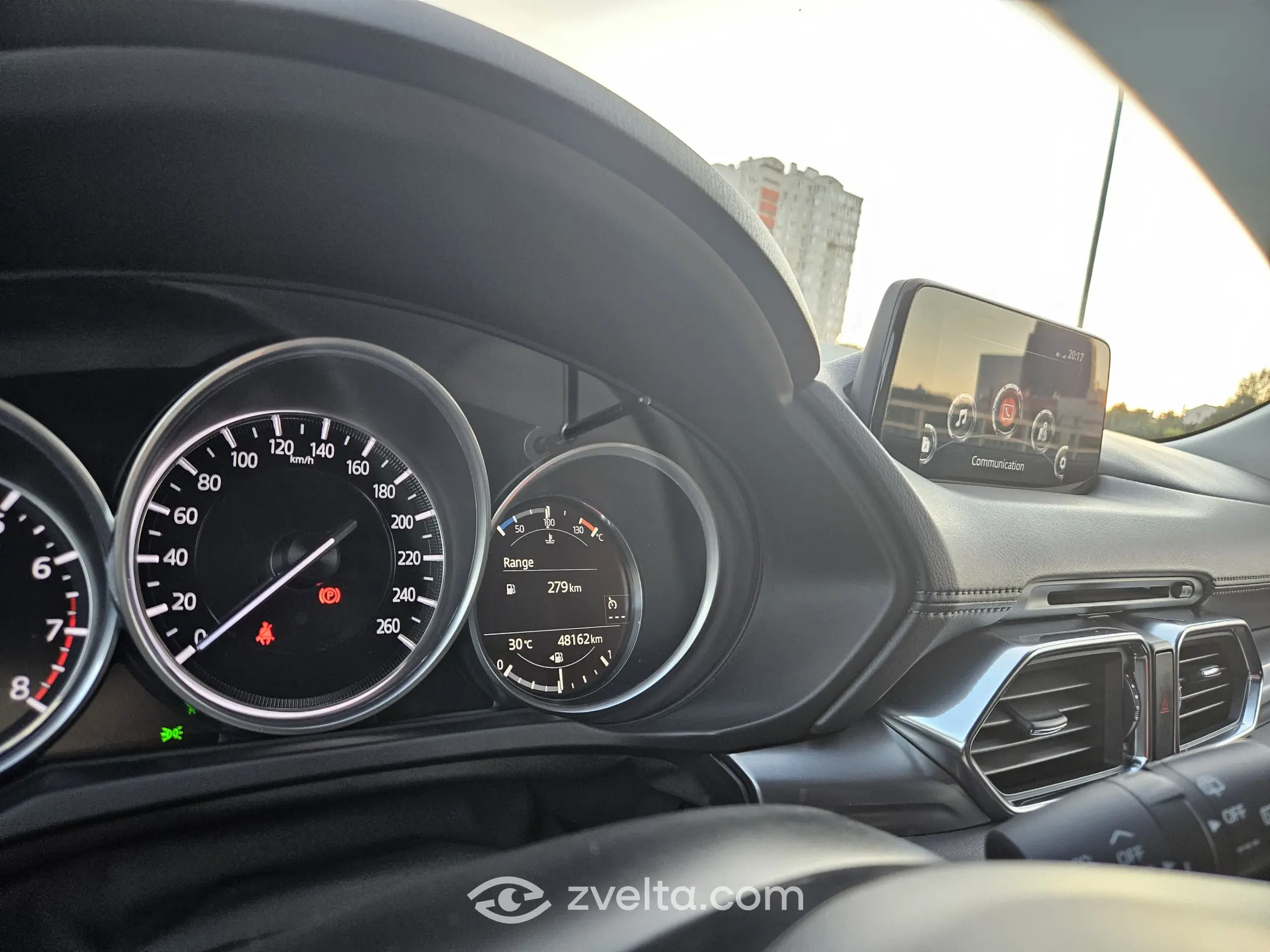 Car photo 14