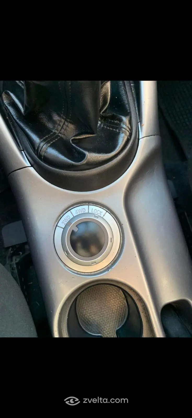Car photo 4