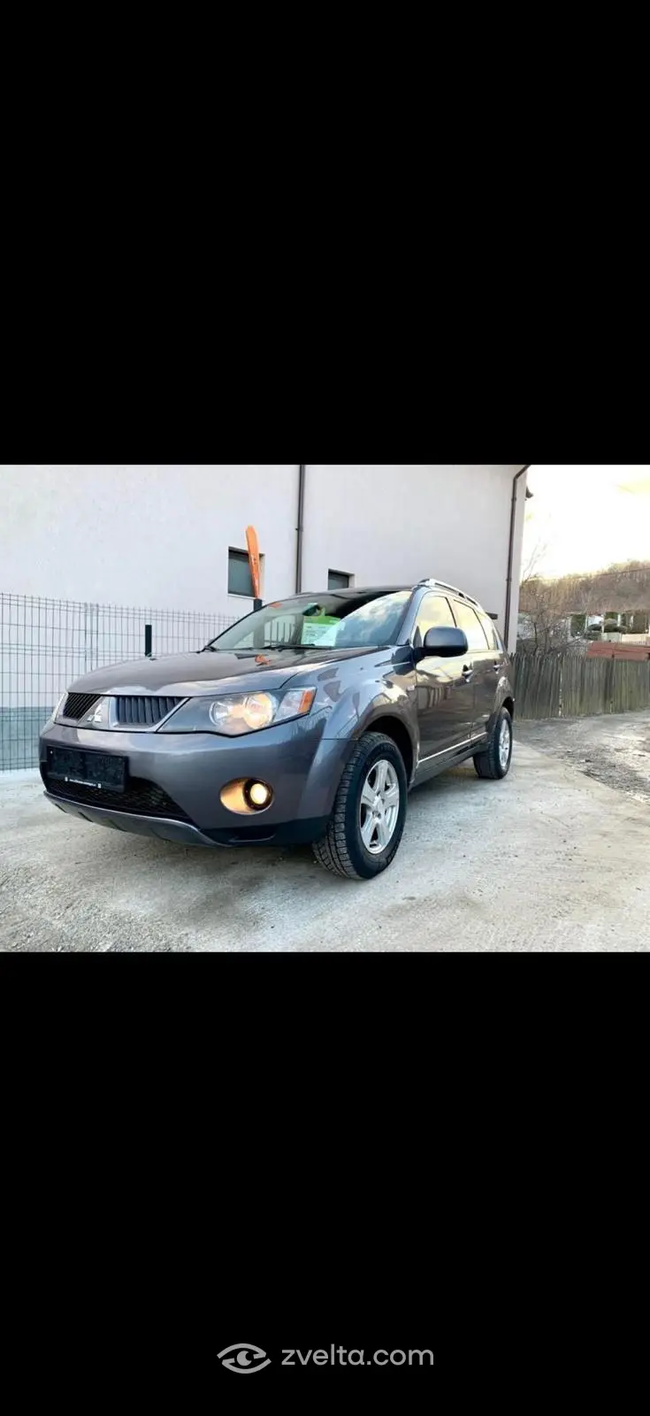 Car photo 5