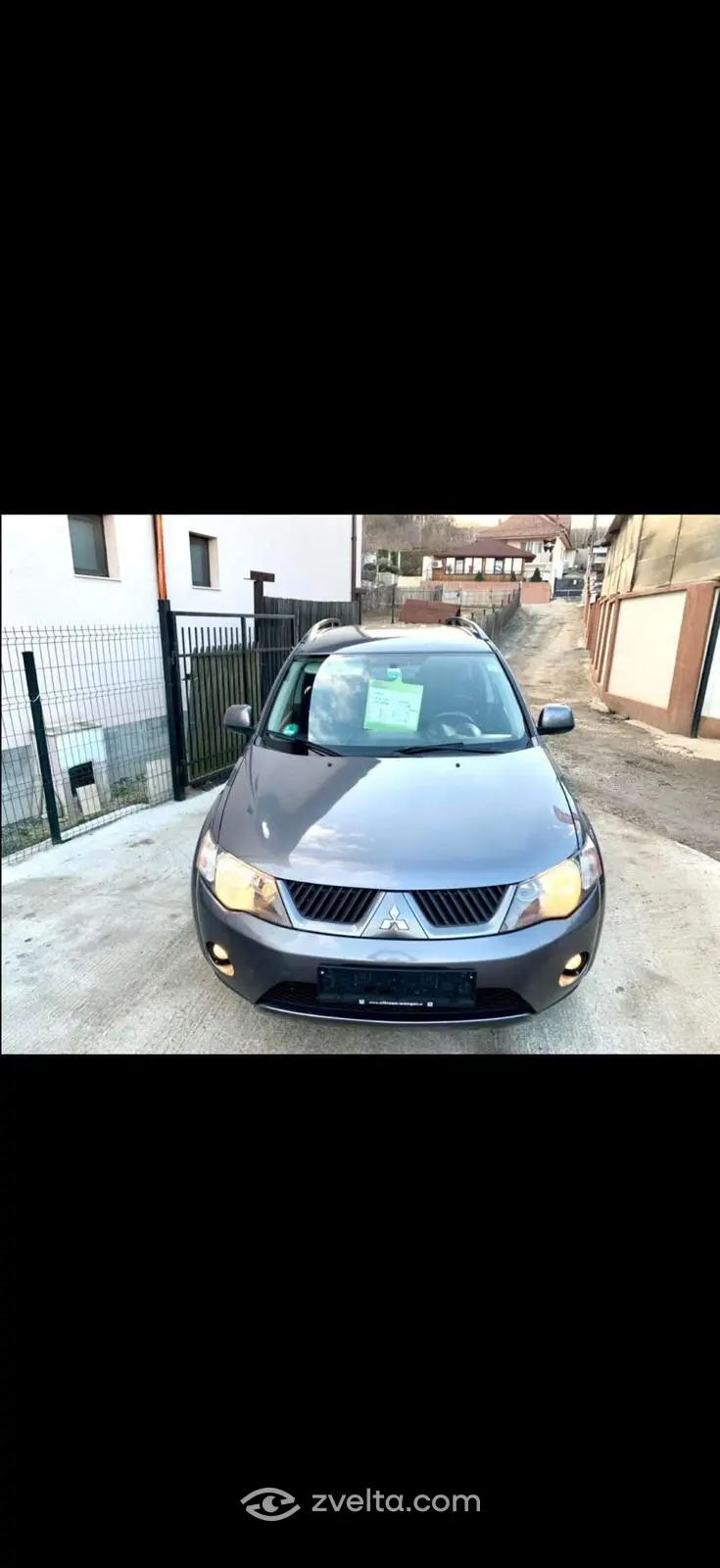 Car photo 7