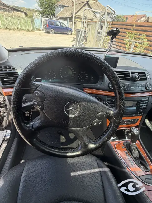 Vând W211 Restayling Sedan Vând W211 Restayling Sedan