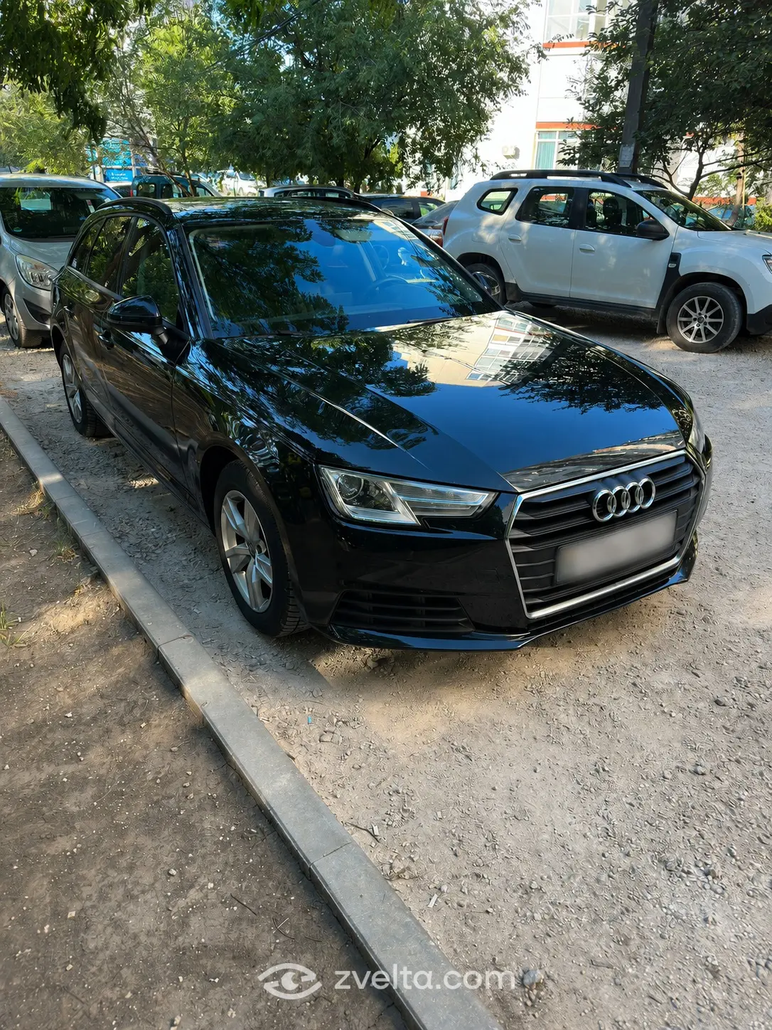 Car photo 2