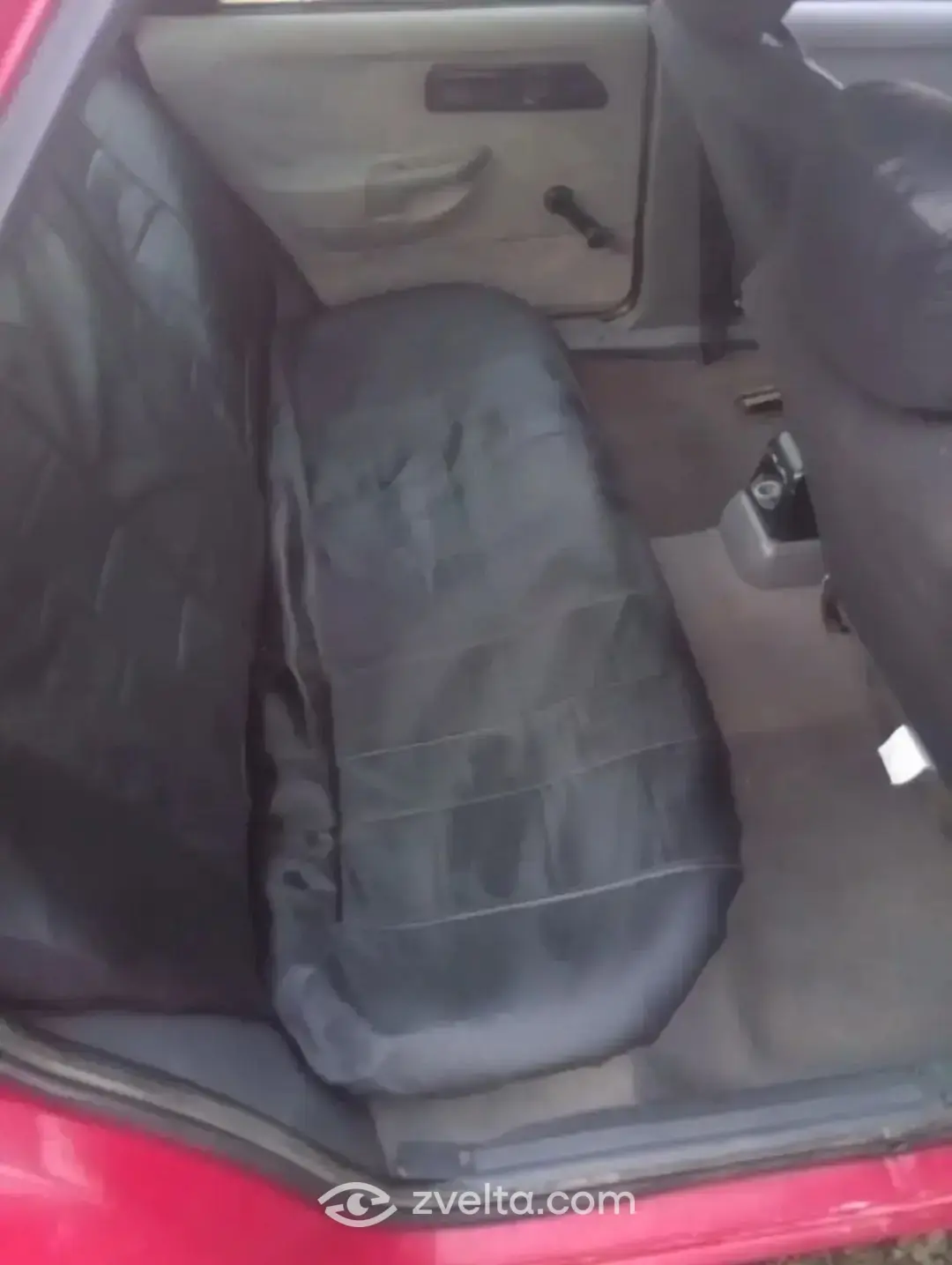 Car photo 4
