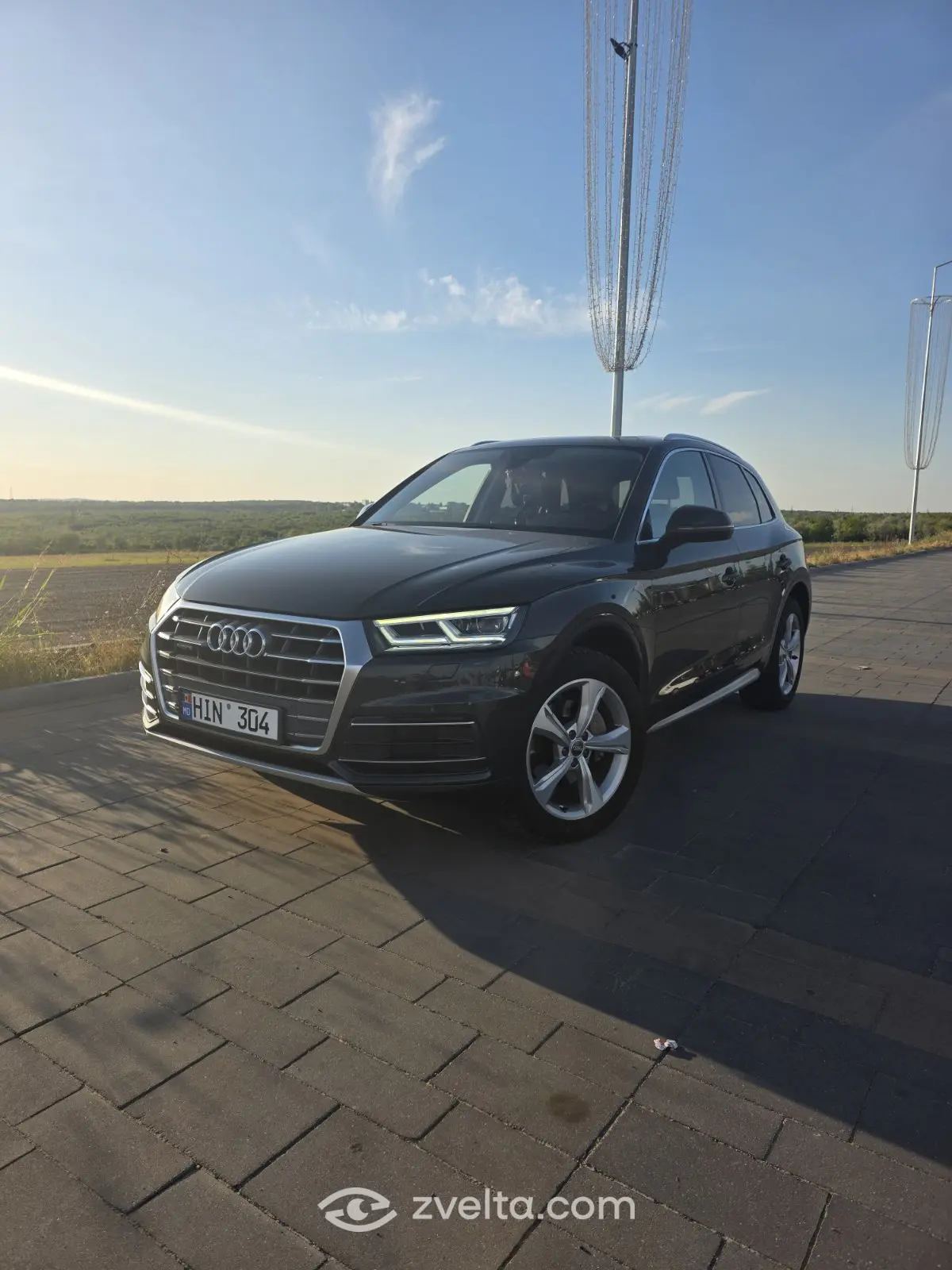 Car photo 2