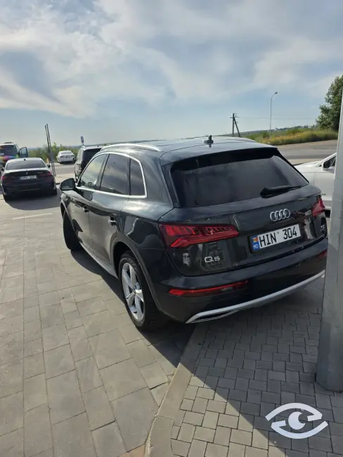 Vînd Audi Q5 într-o Stare Foarte Bună Nr. 068517922 Vînd Audi Q5 într-o Stare Foarte Bună Nr. 068517922