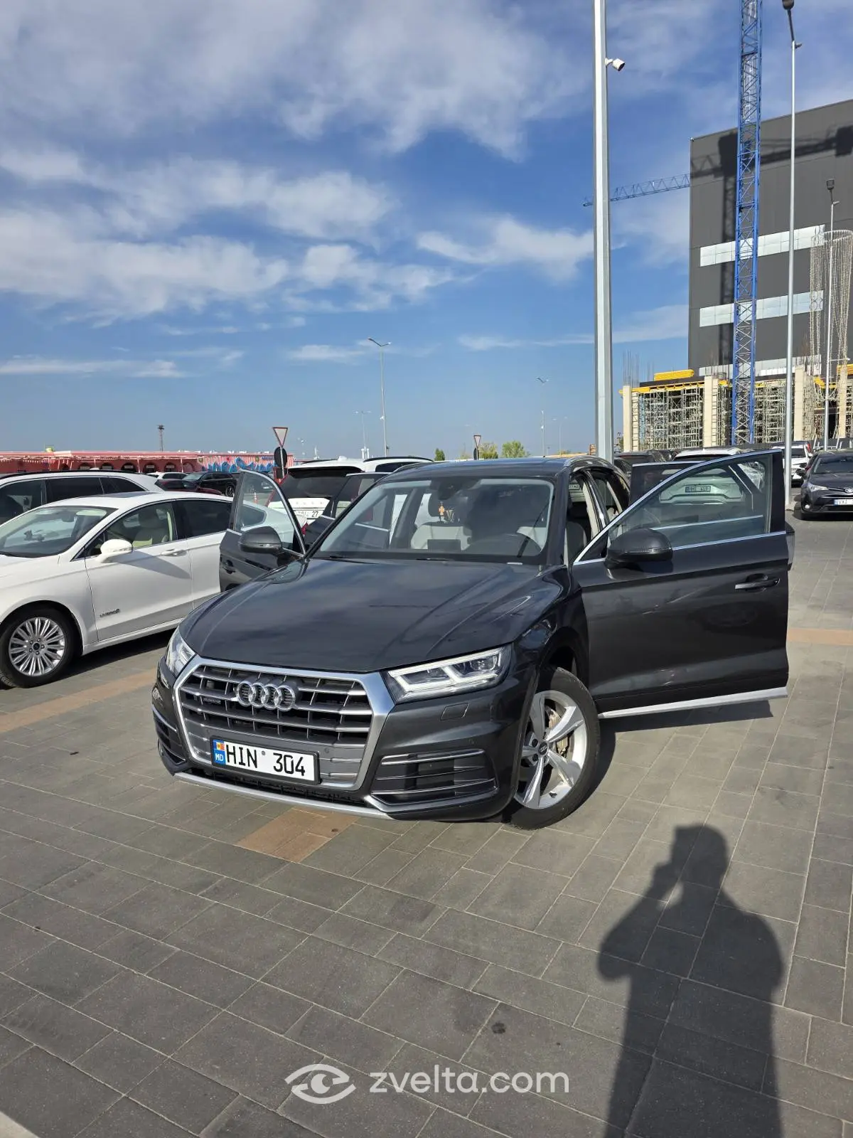 Car photo 14