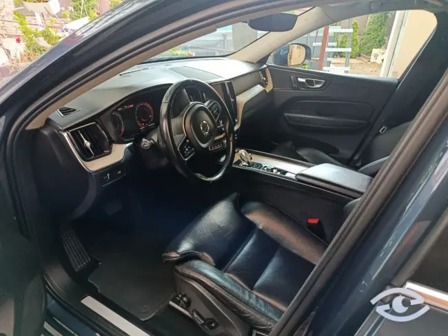 VOLVO XC60 INSCRIPTION 2020 – 2.0 DIESEL MILD HYBRID – 235 CP – 4x4 – AUTOMAT VOLVO XC60 INSCRIPTION 2020 – 2.0 DIESEL MILD HYBRID – 235 CP – 4x4 – AUTOMAT