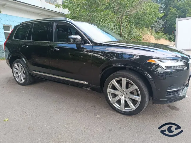 VOLVO XC90 INSCRIPTION • 2017 • 2.0 PLUG-IN HYBRID • 407 CP • 4x4 • AUTOMAT VOLVO XC90 INSCRIPTION • 2017 • 2.0 PLUG-IN HYBRID • 407 CP • 4x4 • AUTOMAT