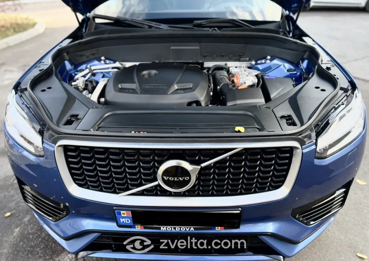 Se vinde Volvo XC90 T8 Plug-in Hybrid R-Design – 2020 8