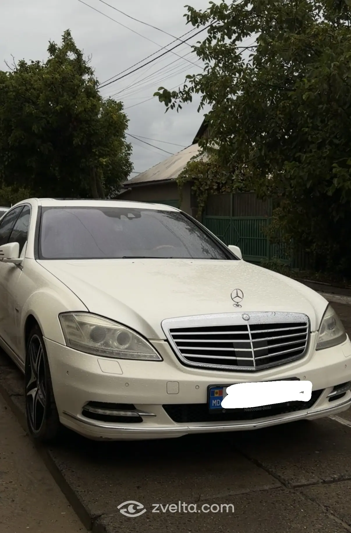 Car photo 4