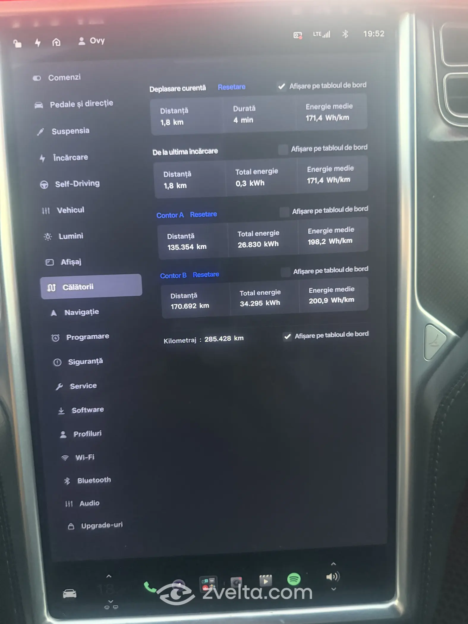 Car photo 7