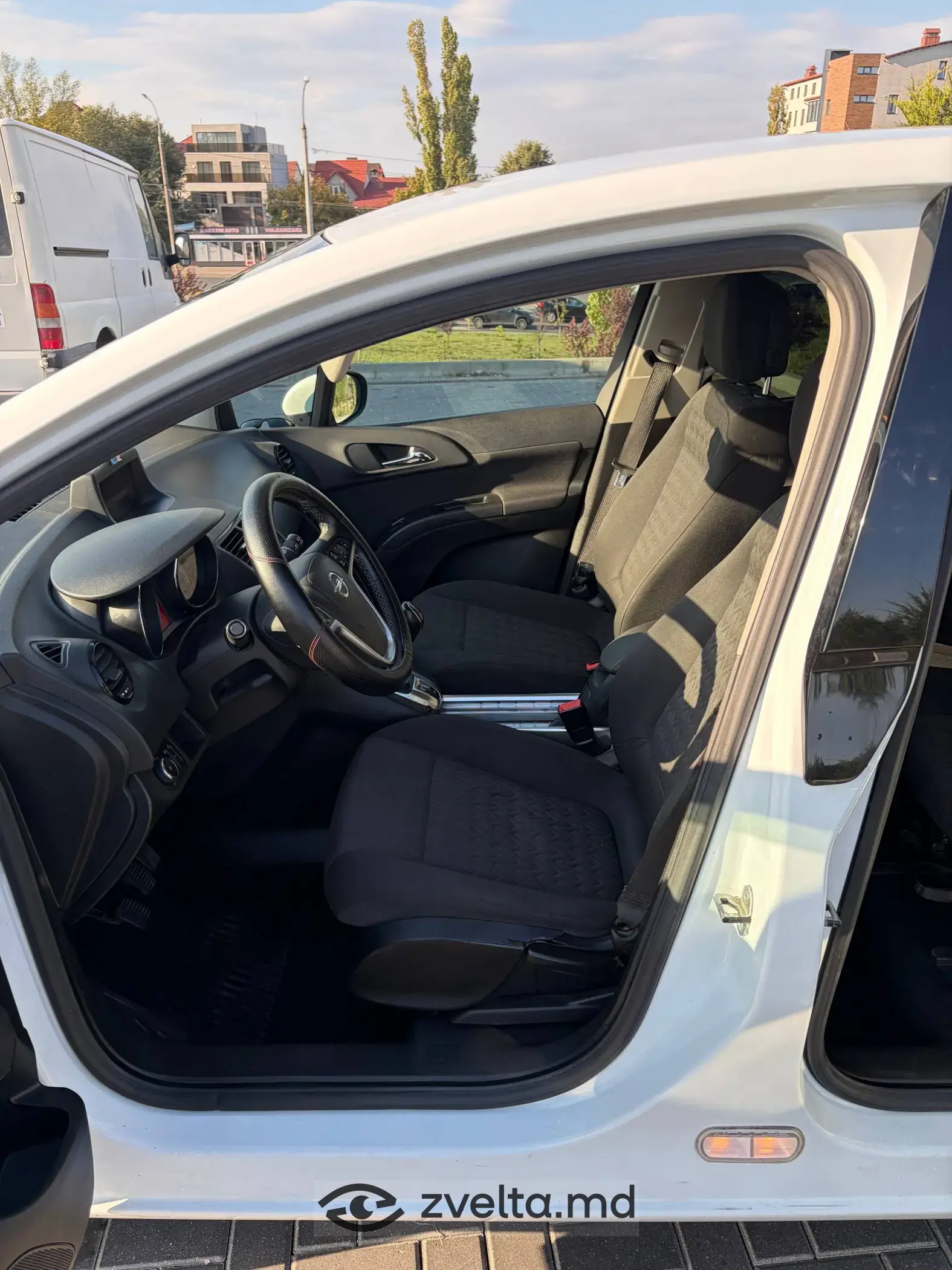 Opel Meriva B 2014 14