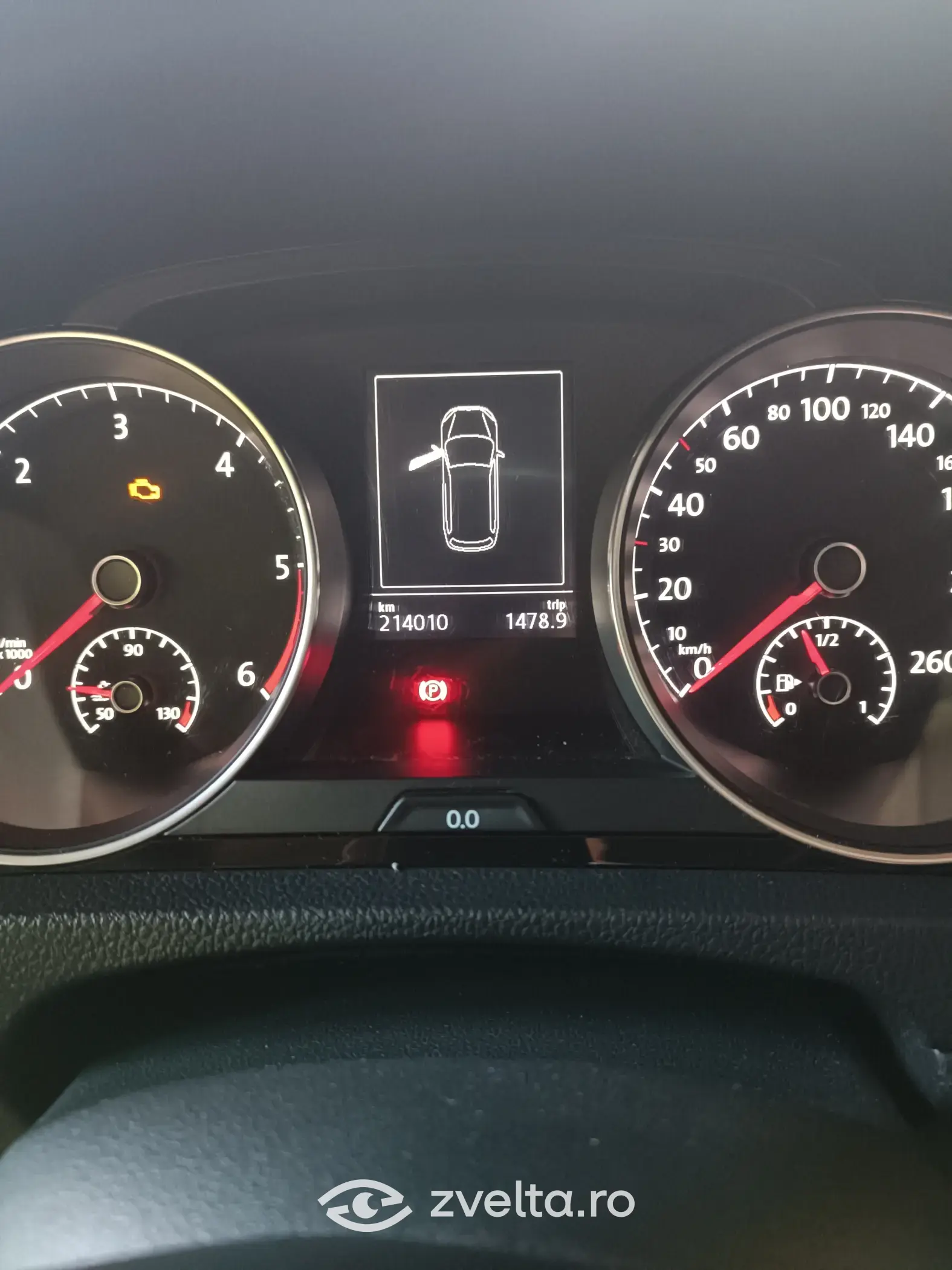 Car photo 9