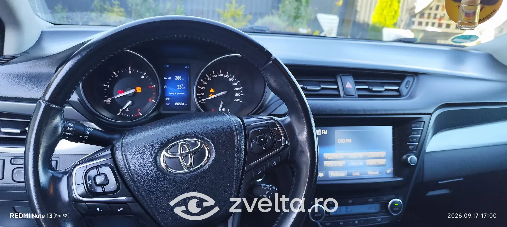 Toyota Avensis III Business Edition 26