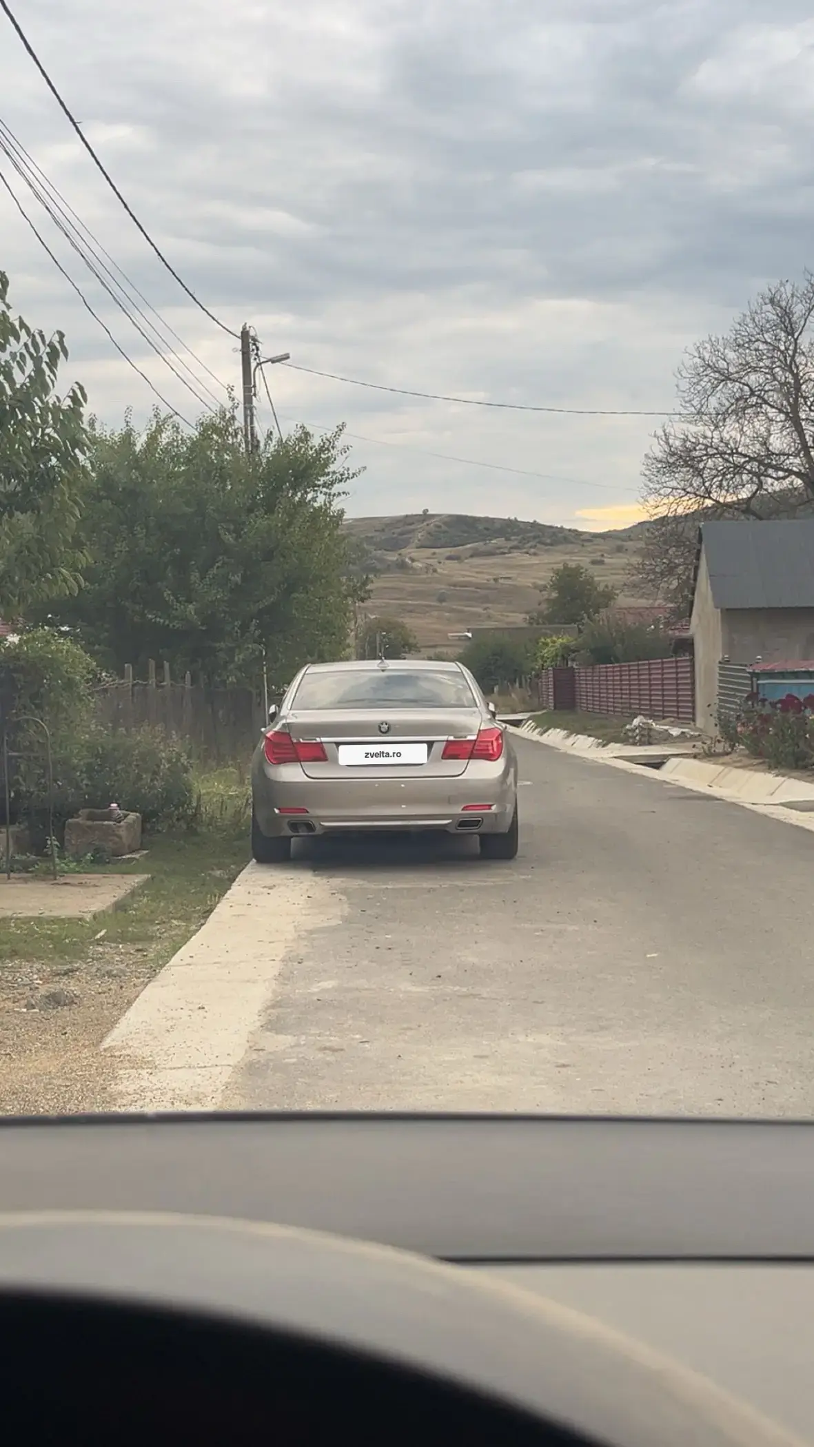 BMW Seria 7 a nu se confunda cu un f01 neîntreținut 7